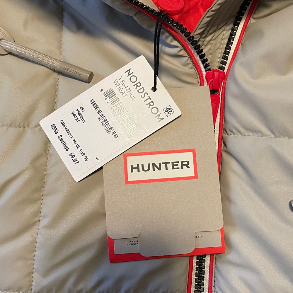 Hunter Puffer Hooded Vest size small - Picture 10 of 16